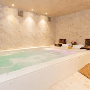 Hotel Adler Cavalieri Hotel-private & Gym